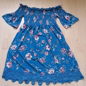 Girls' Xhilaration Floral Off-Shoulder Dress with Crochet Hem Size Small